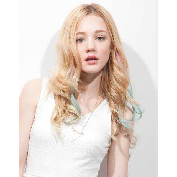 Extensions de cheveux a clip Extensions de cheveux a clip extensions a clips colores bouclé romance curl Honey drew-8 spotlig...