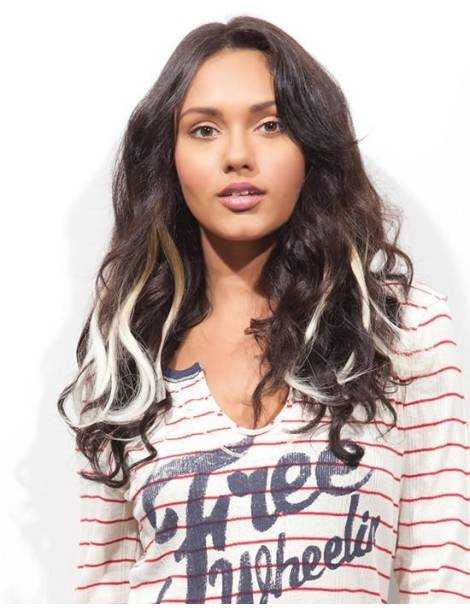 Clip in hair extensions Clip in hair extensions curly romance curl Pina Colada-2 spotlight...