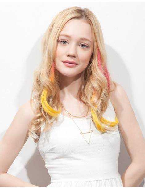 Extensions de cheveux a clip Extensions de cheveux a clip extensions a clips colores bouclé romance curl Pink Banana-8 spotli...